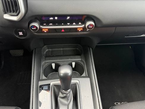 Used 2025 MAZDA CX-50 AWD 2.5 S w/ Preferred Package image 11