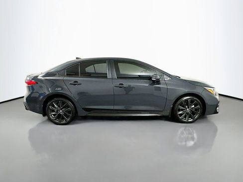 Used 2025 Toyota Corolla SE FWD image 4