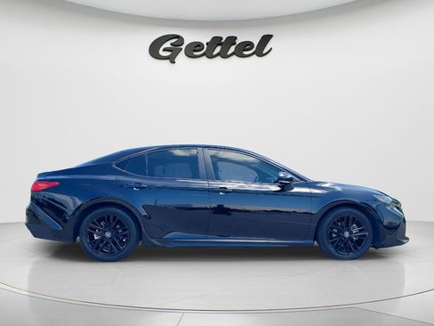 Certified 2025 Toyota Camry SE image 4