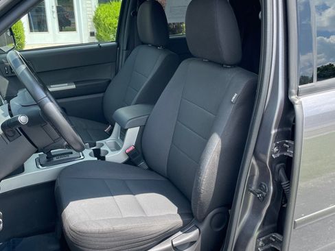 Used 2010 Ford Escape XLT FWD image 14