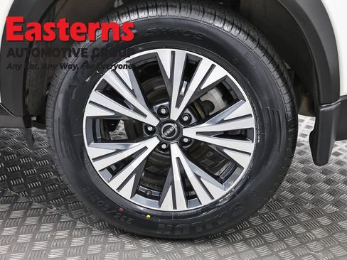 Used 2023 Nissan Rogue SV w/ SV Premium B Package AWD/4WD image 33