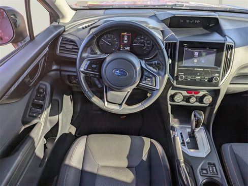 Used 2018 Subaru Crosstrek 2.0i Premium w/ Eyesight System image 16