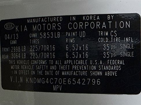 Used 2014 Kia Sedona LX FWD image 39