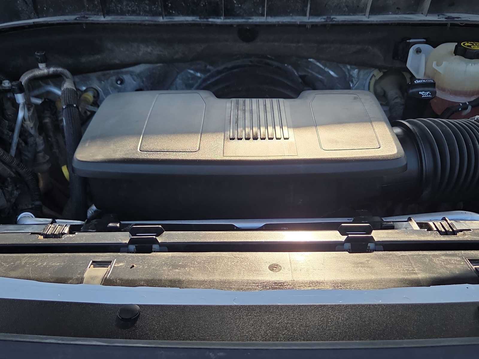 Used 2023 Chevrolet Tahoe Premier AWD/4WD image 13