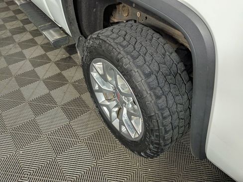 Used 2016 GMC Sierra 1500 SLT w/ SLT Premium Package image 12