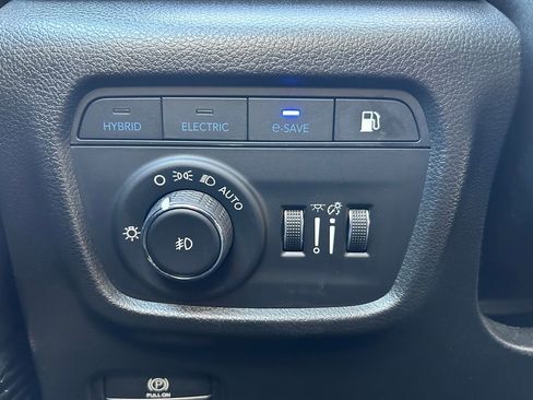 Used 2022 Jeep Grand Cherokee Overland image 19