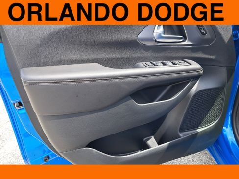 New 2026 Chrysler Pacifica Select image 13