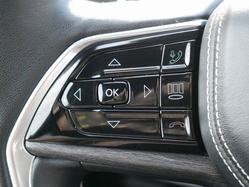 Used 2022 Jeep Grand Cherokee L Overland w/ Luxury Tech Group IV image 27