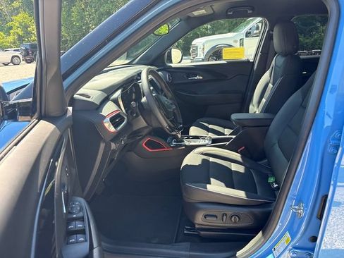 Certified 2023 Chevrolet TrailBlazer RS w/ Convenience Package AWD/4WD image 28