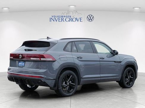 New 2026 Volkswagen Atlas Cross Sport SEL R-Line AWD/4WD image 2