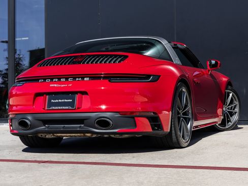 Certified 2024 Porsche 911 Targa 4 image 11