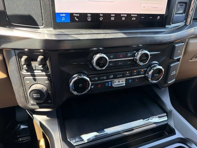 New 2026 Ford F350 Lariat w/ Black Appearance Package AWD/4WD image 19