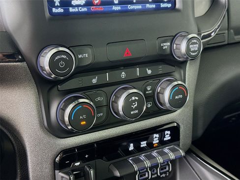 Used 2021 RAM 1500 Big Horn w/ Built-to-serve Edition AWD/4WD image 9