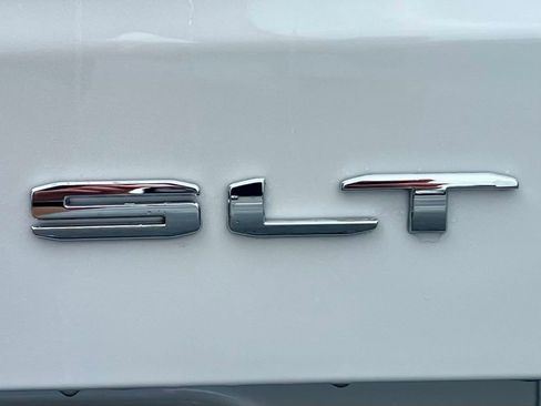 Used 2021 GMC Sierra 1500 SLT w/ SLT Premium Package image 15