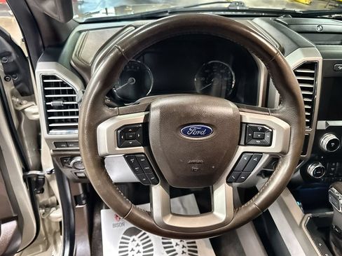 Used 2018 Ford F150 King Ranch w/ Equipment Group 601A Luxury AWD/4WD image 17
