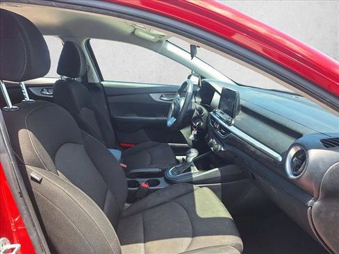 Used 2023 Kia Forte LXS FWD image 18