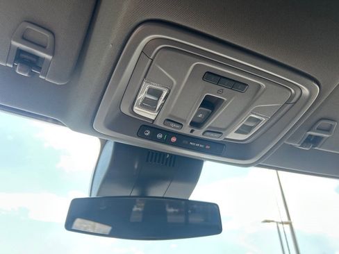 New 2026 Chevrolet Silverado 1500 LT w/ Leather Package image 19