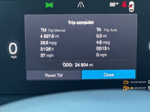 Certified 2025 Volvo XC60 T8 Ultra w/ Climate Package AWD/4WD image 28