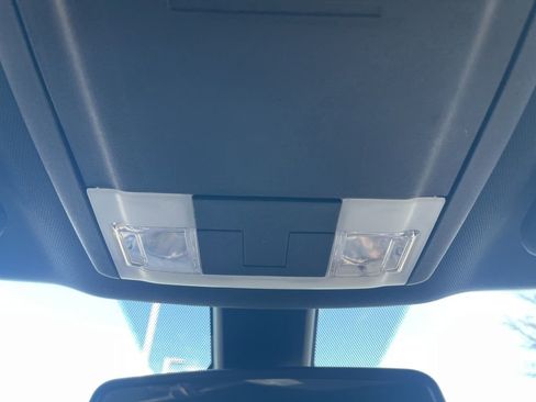 Used 2018 Ford Explorer XLT w/ Equipment Group 201A image 30