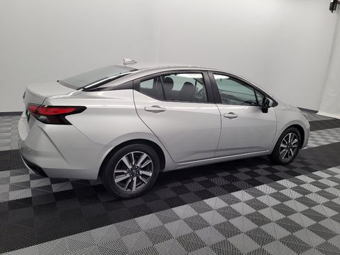 Used 2025 Nissan Versa SV FWD image 10