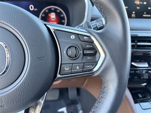 Used 2024 Acura MDX SH-AWD w/ Advance Package image 9