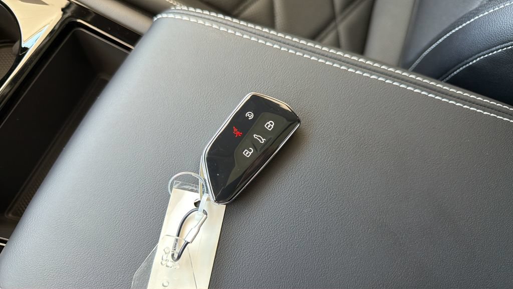 New 2026 Volkswagen Atlas SE FWD image 40