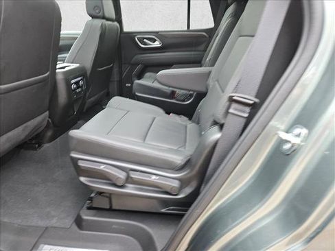 Used 2024 Chevrolet Tahoe Z71 w/ Luxury Package AWD/4WD image 18