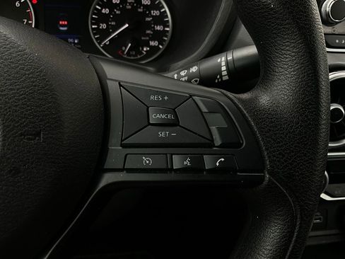 Used 2025 Nissan Sentra S image 30