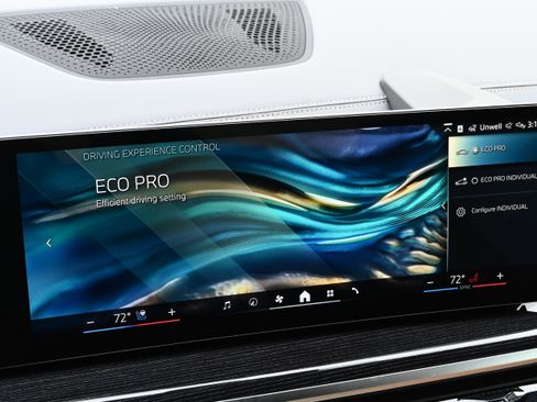 New 2026 BMW X6 xDrive40i w/ Climate Comfort Package image 28