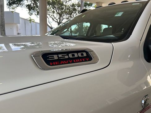 Used 2023 RAM 3500 Laramie image 17