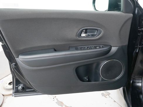 Used 2019 Honda HR-V EX image 19
