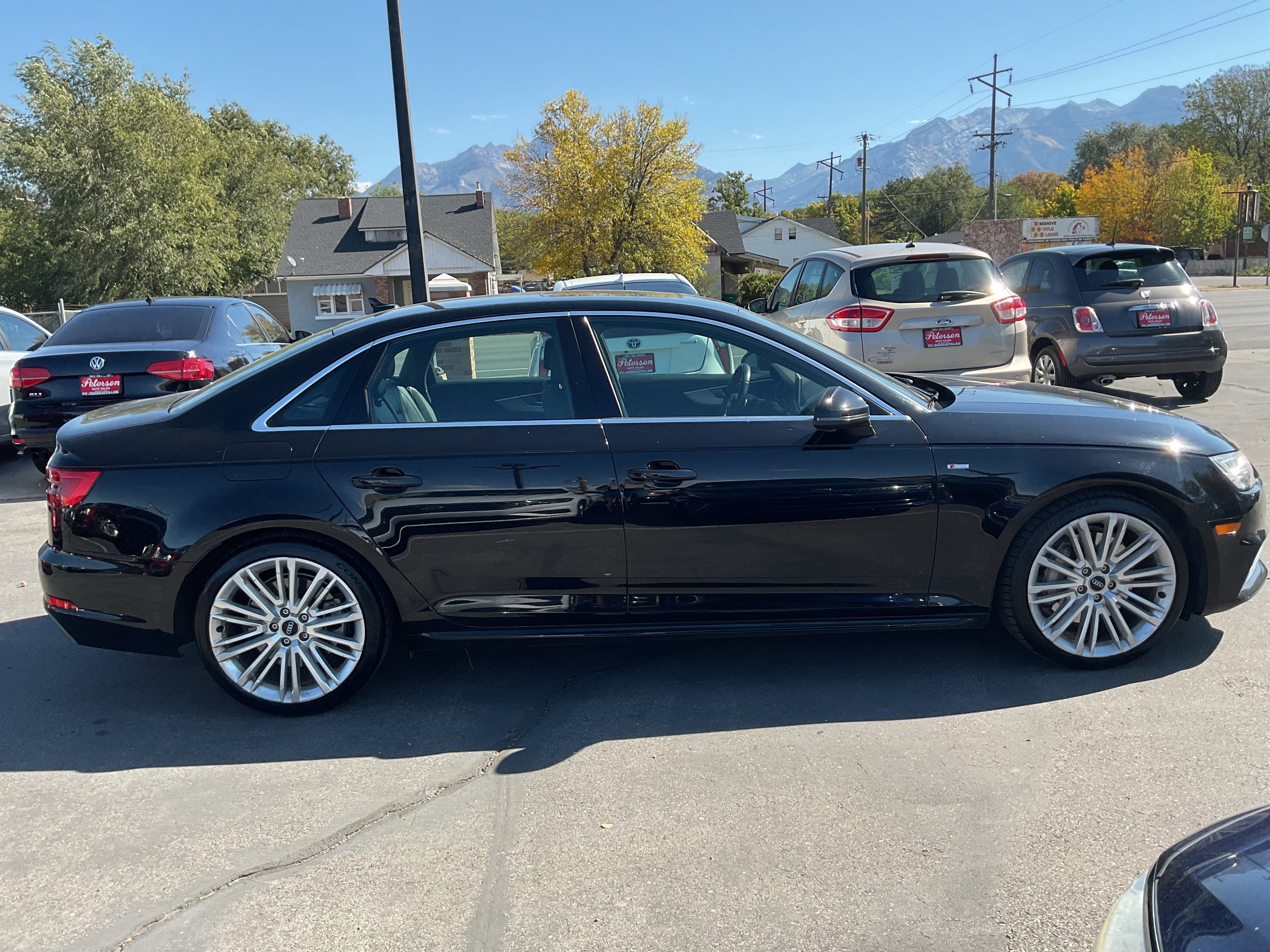 Used 2017 Audi A4 2.0T Premium Plus w/ Premium Plus Package AWD/4WD image 4