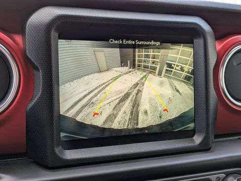 Used 2023 Jeep Wrangler Rubicon w/ LED Lighting Group image 20