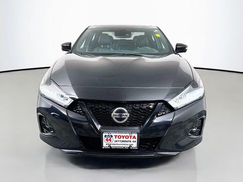 Used 2021 Nissan Maxima SR w/ Sport Mat Group FWD image 9
