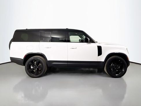 New 2026 Land Rover Defender 130 S AWD/4WD image 4