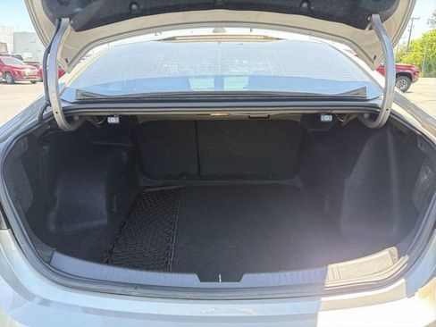 Certified 2022 Chevrolet Malibu LT FWD image 15