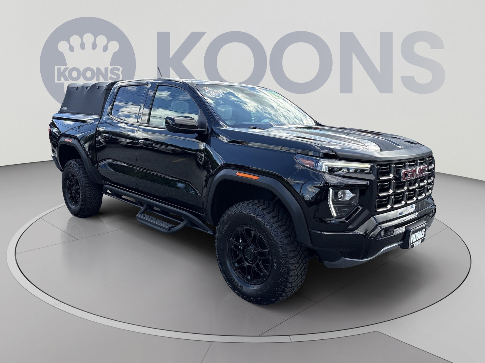Used 2023 GMC Canyon AT4X AWD/4WD image 10
