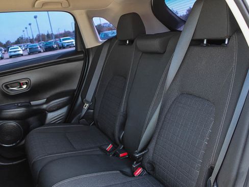 Used 2024 Honda HR-V LX image 18