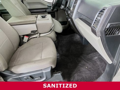 Used 2015 Ford F150 XLT w/ Equipment Group 302A Luxury image 20