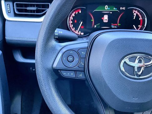 Certified 2025 Toyota RAV4 XLE AWD/4WD image 24