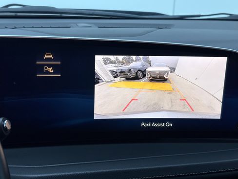 Used 2024 Cadillac XT4 Premium Luxury image 22