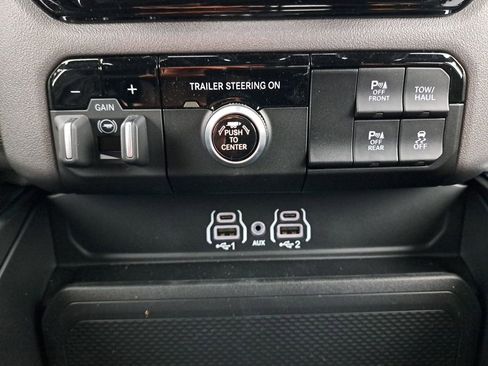 New 2025 RAM 1500 Big Horn image 24