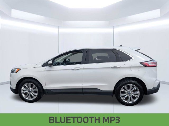 Used 2020 Ford Edge Titanium w/ Equipment Group 301A AWD/4WD image 3