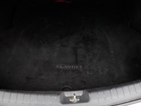 Used 2017 Hyundai Elantra SE w/ SE A/T Tech Package 03 image 23