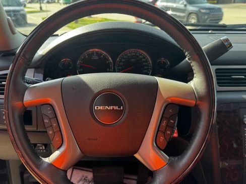 Used 2013 GMC Yukon Denali AWD/4WD image 29