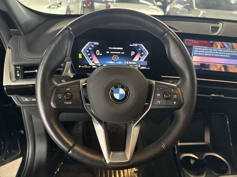Used 2025 BMW X1 xDrive28i AWD/4WD image 14