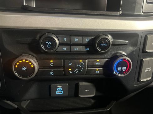 Used 2023 Ford F350 XLT AWD/4WD image 26