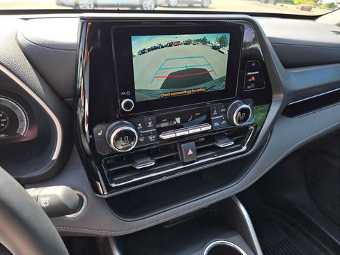 Certified 2026 Toyota Highlander XSE AWD/4WD image 30