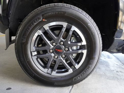 Certified 2025 Toyota Tacoma TRD Sport w/ TRD Sport Upgrade Package image 22