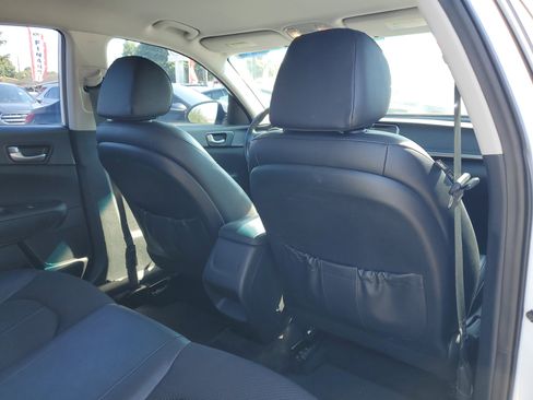 Used 2018 Kia Optima S w/ Option Group 020 image 37